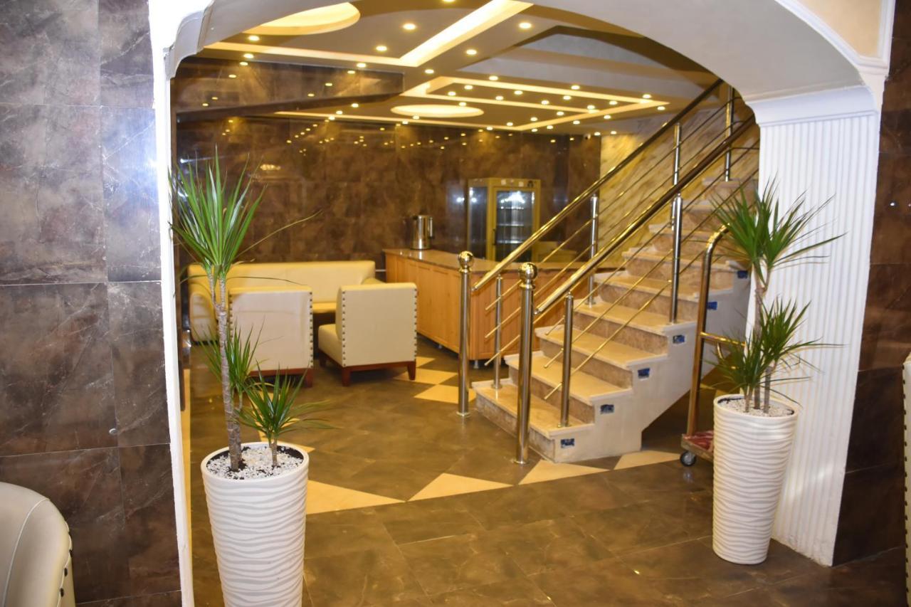 Madison Hotel Amman Exterior photo