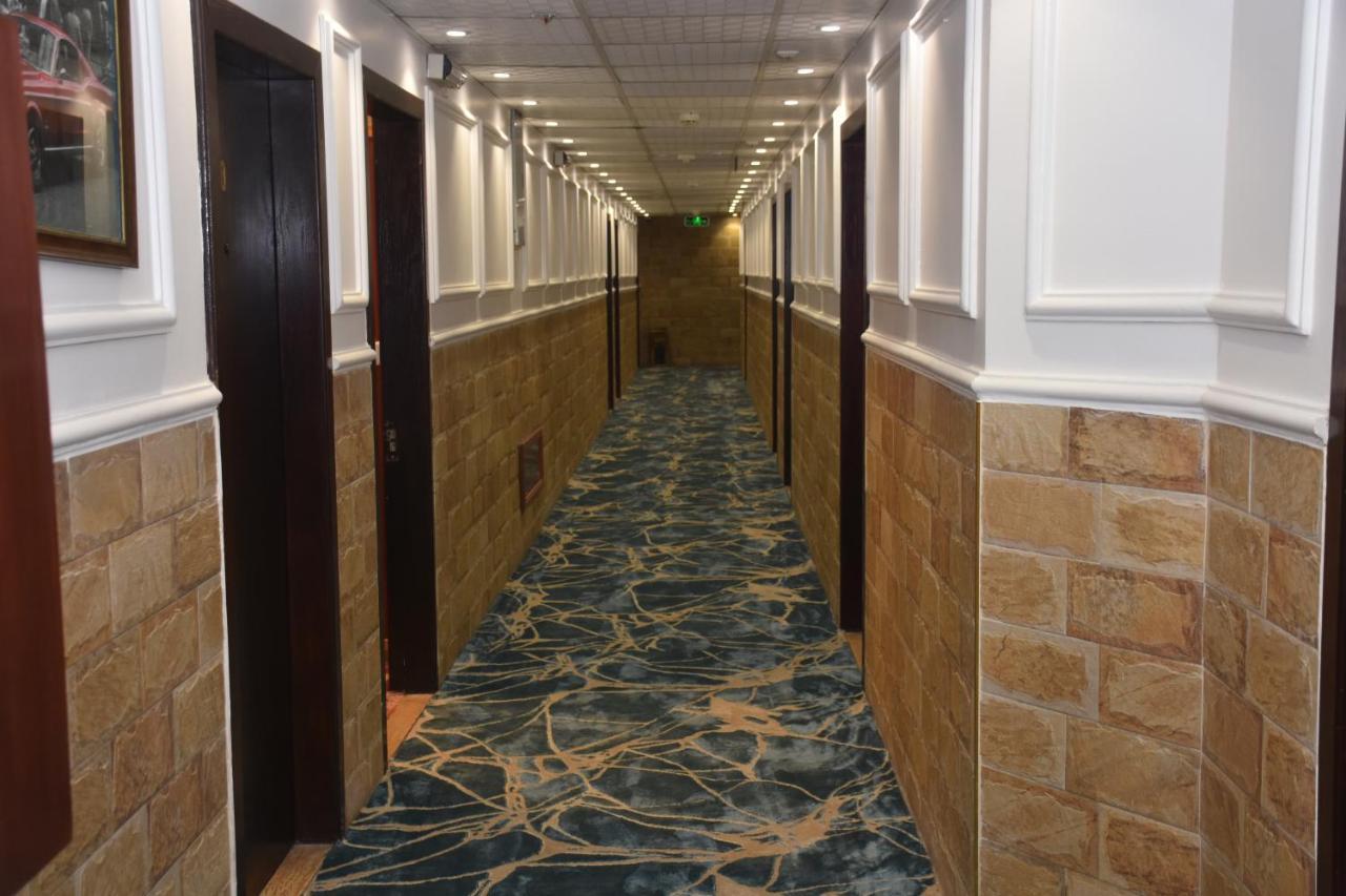 Madison Hotel Amman Exterior photo