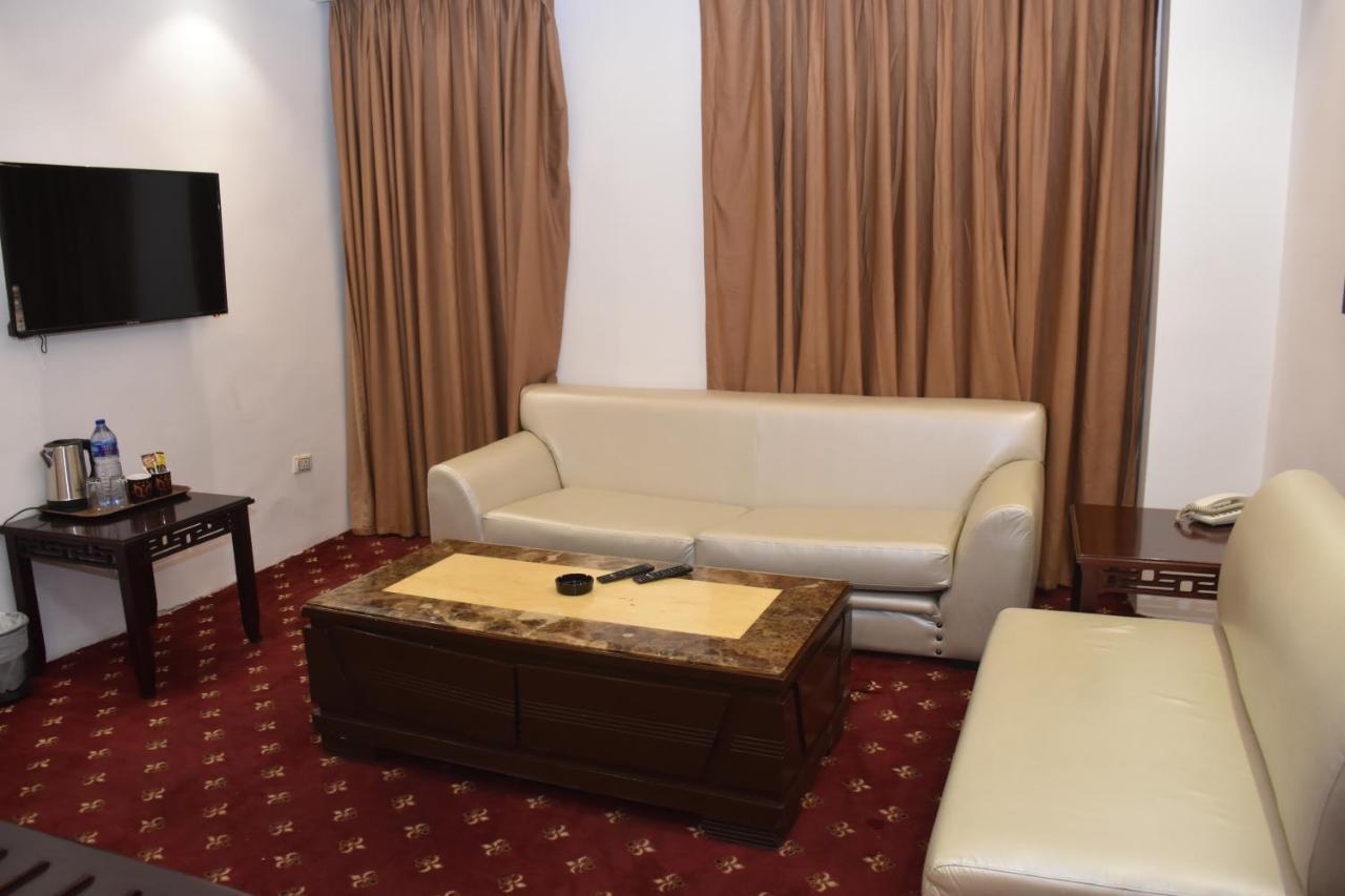 Madison Hotel Amman Exterior photo