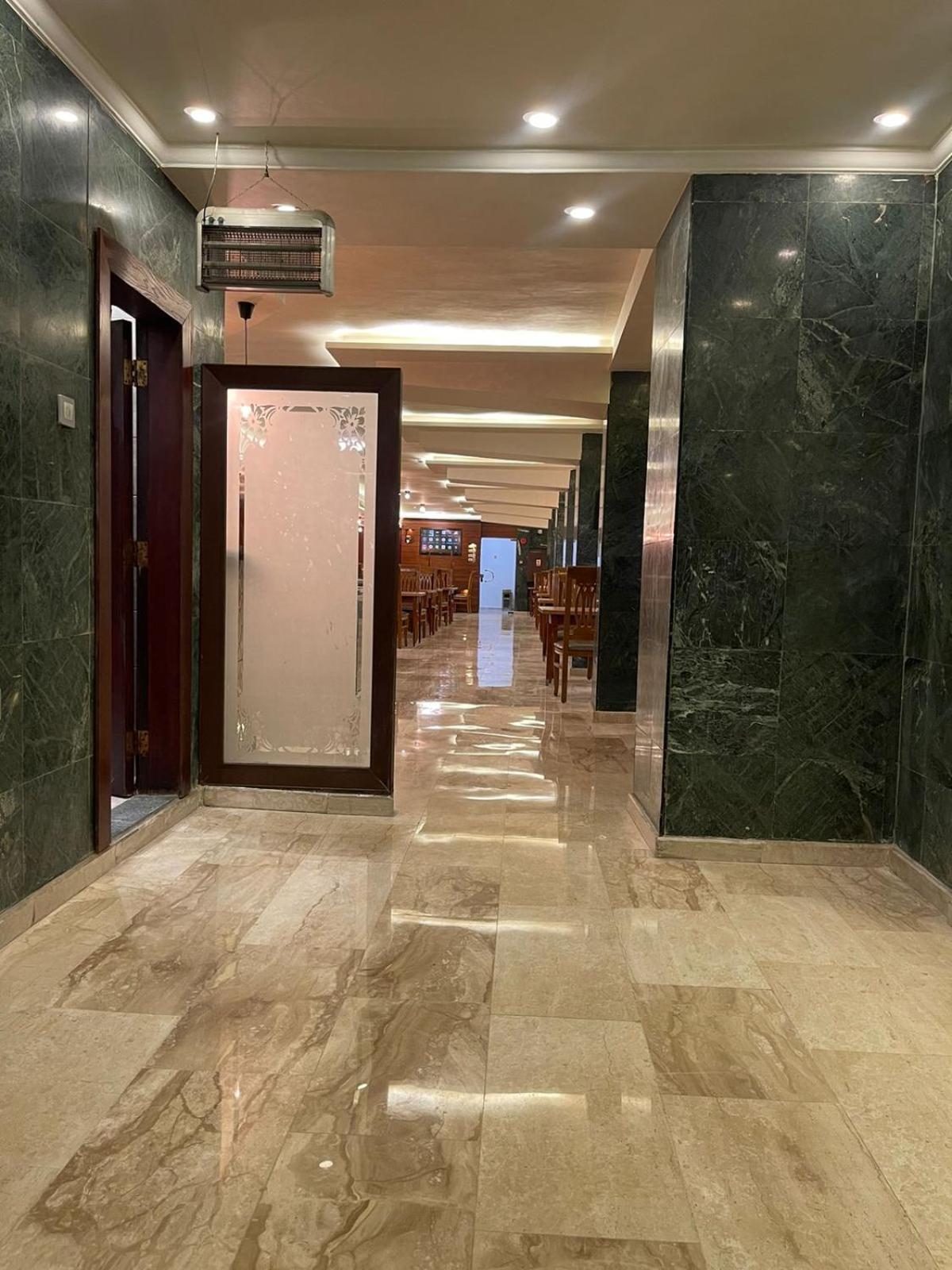 Madison Hotel Amman Exterior photo